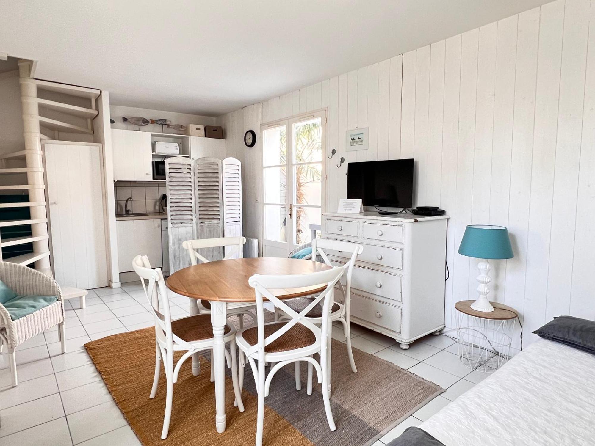 Appartement Liseron Saint-Martin-de-Ré Εξωτερικό φωτογραφία